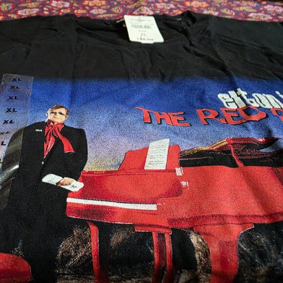 NEW ORIGINAL ELTON JOHN RED PIANO SHOW TEE SHIRT - Picture 1 of 5